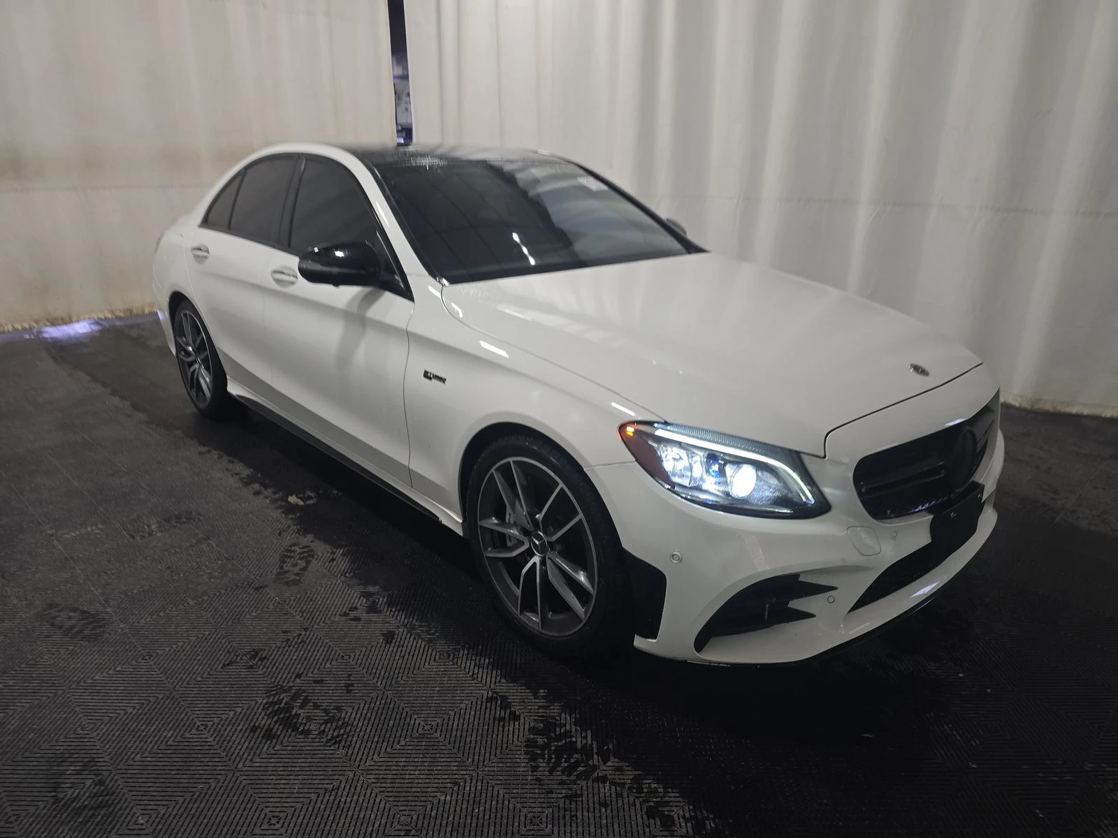 Mercedes-Benz C 43 AMG 4MATIC / AMG - изображение 3