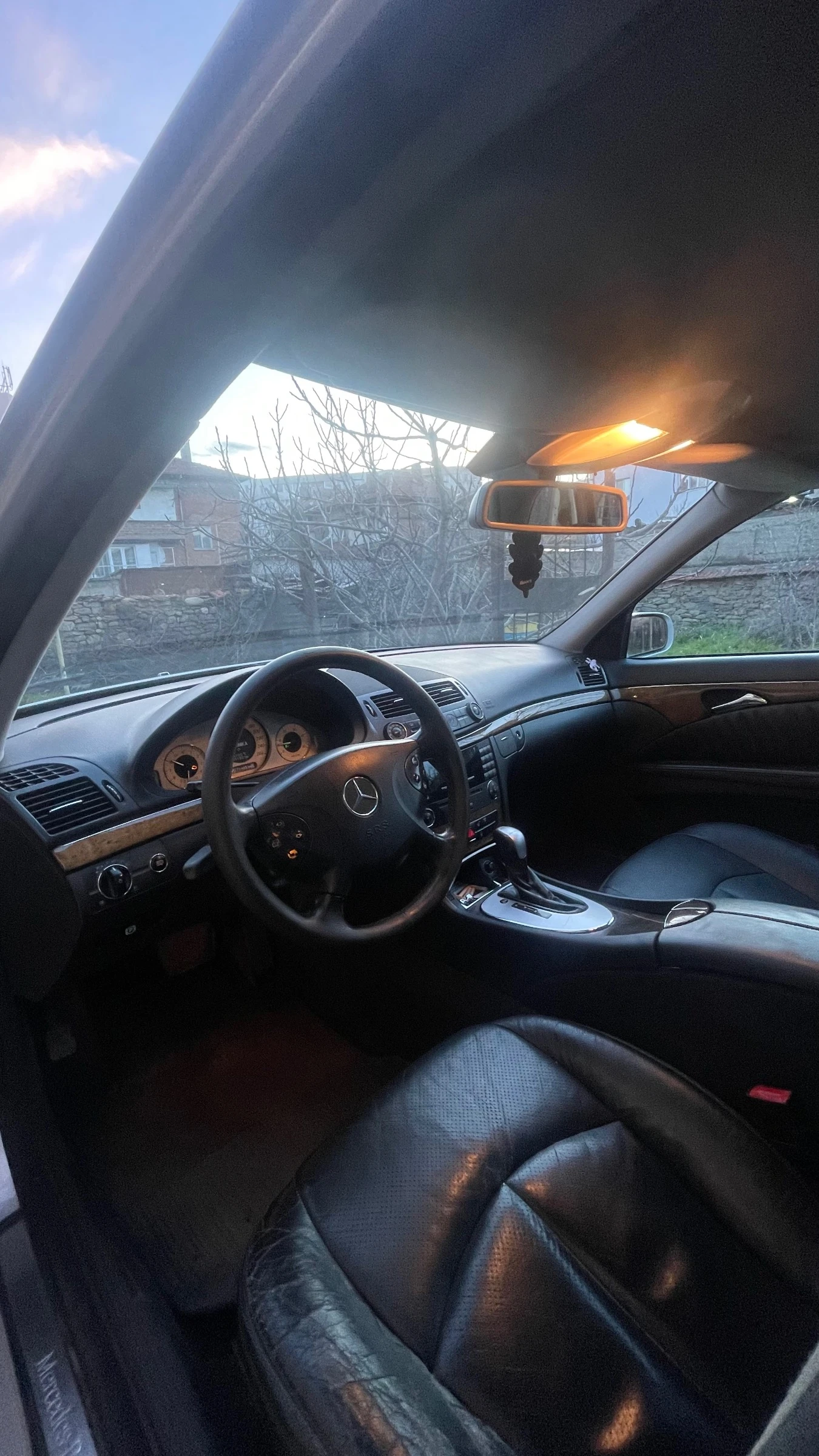 Mercedes-Benz E 280 3.2, снимка 11 - Автомобили и джипове - 53791773