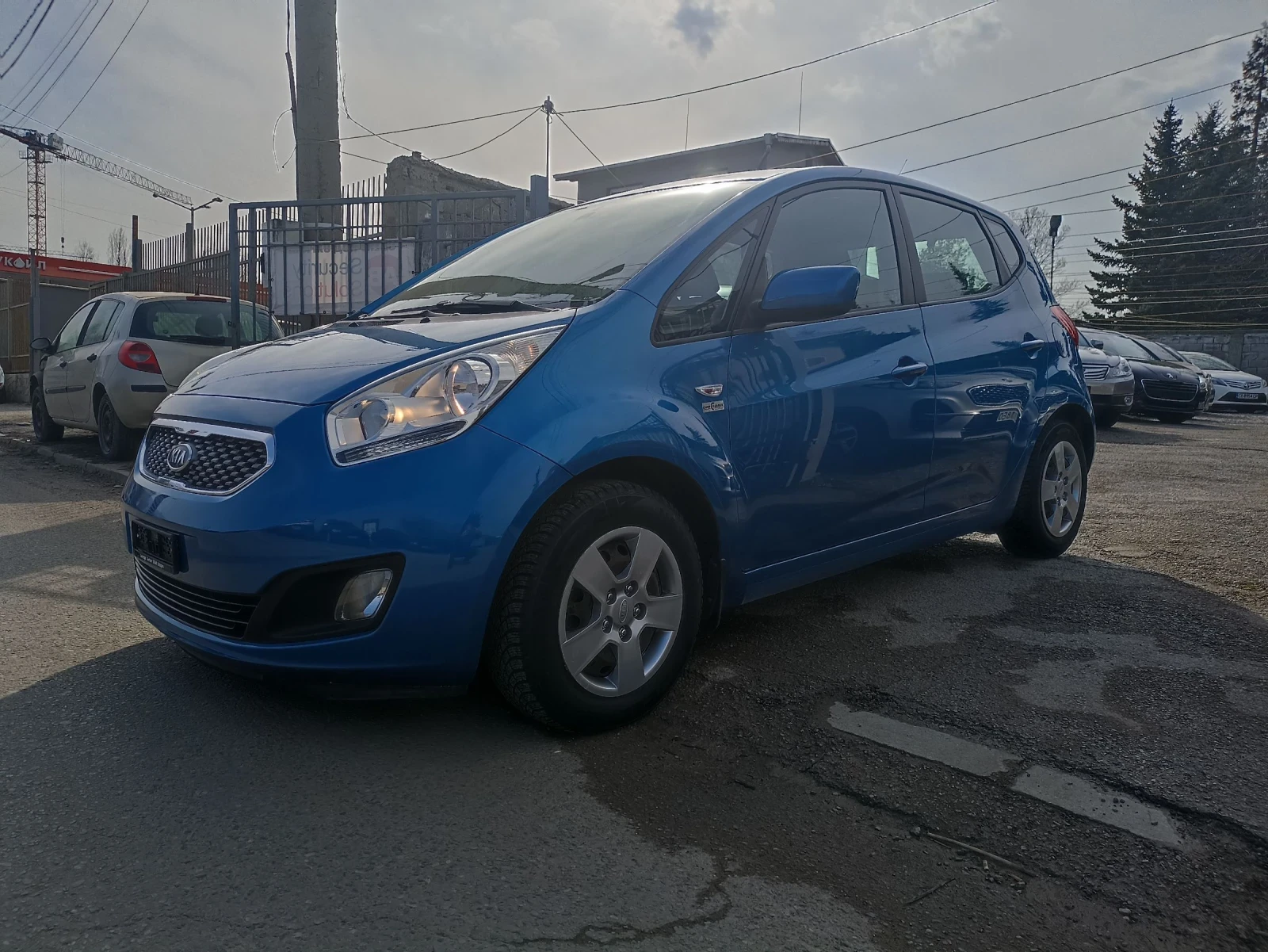 Kia Venga 1.6i Automatic , снимка 2 - Автомобили и джипове - 53827229