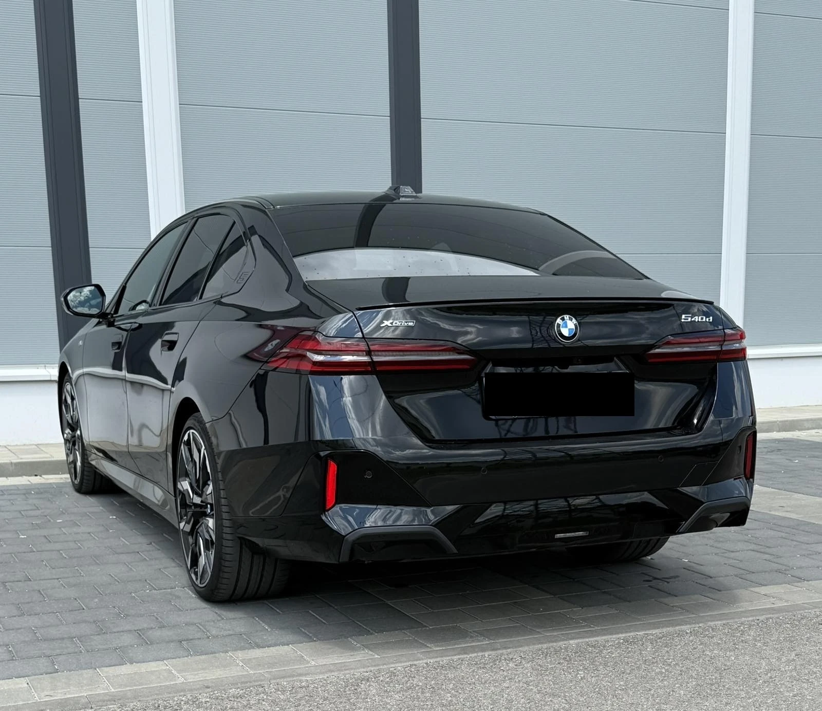 BMW 540 xDrive M Sport, снимка 3 - Автомобили и джипове - 53848318