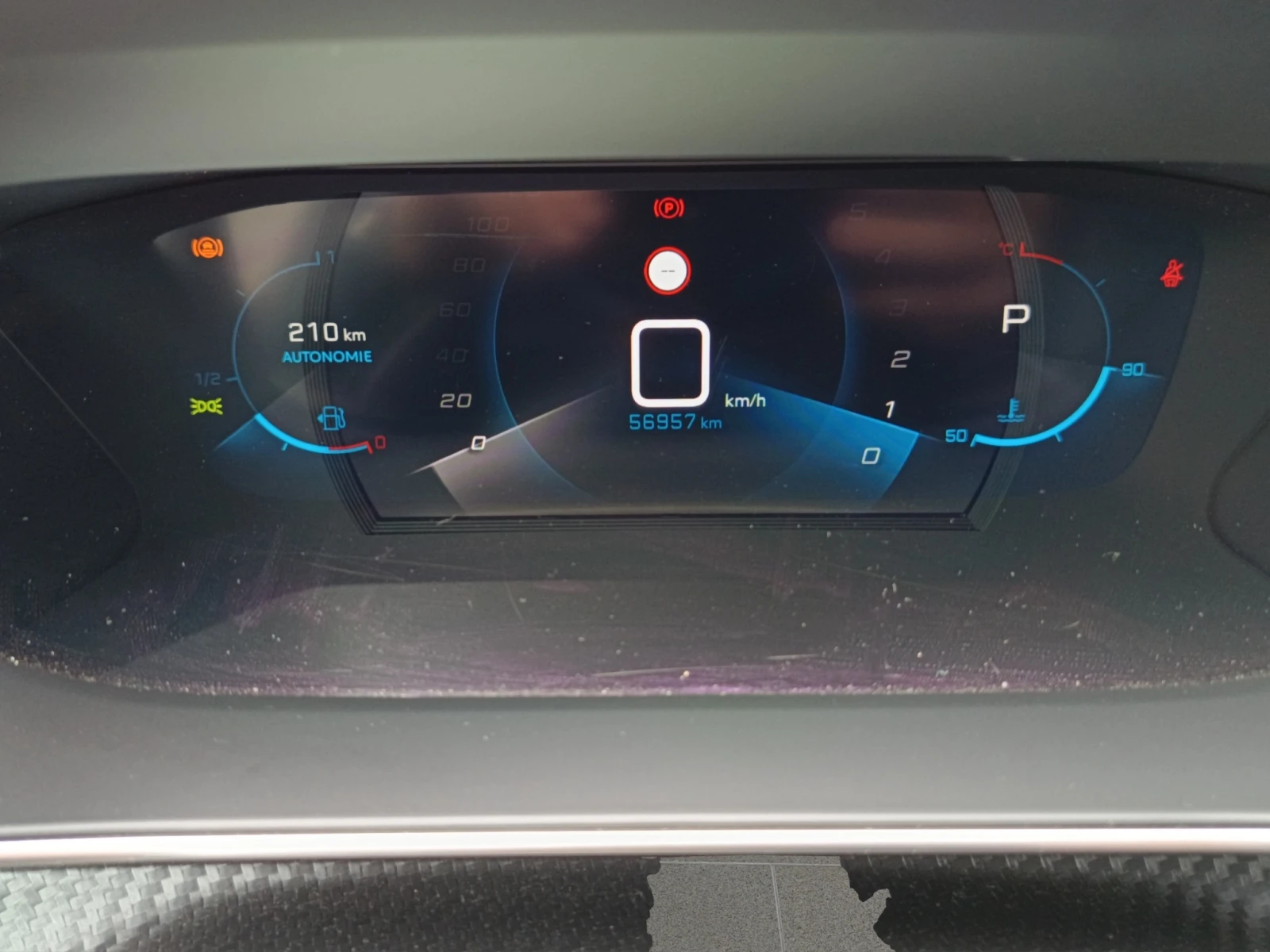 Peugeot 208 GT, снимка 10 - Автомобили и джипове - 54103738