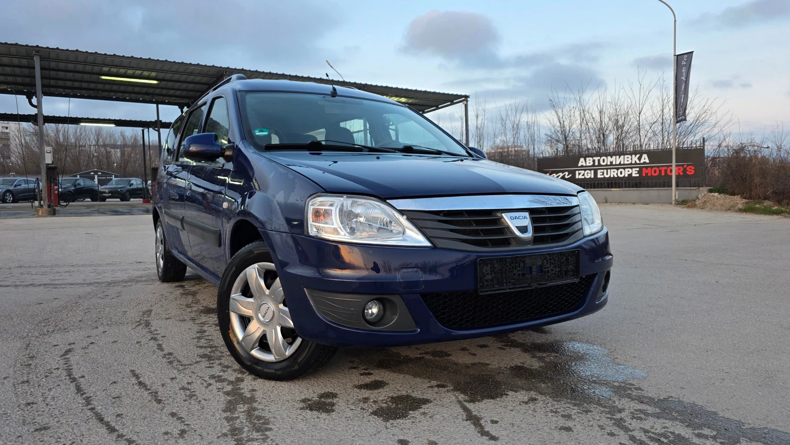 Dacia Logan 1.6i/87hp/УНИКАТ/FACE LIFT, снимка 3 - Автомобили и джипове - 54209227