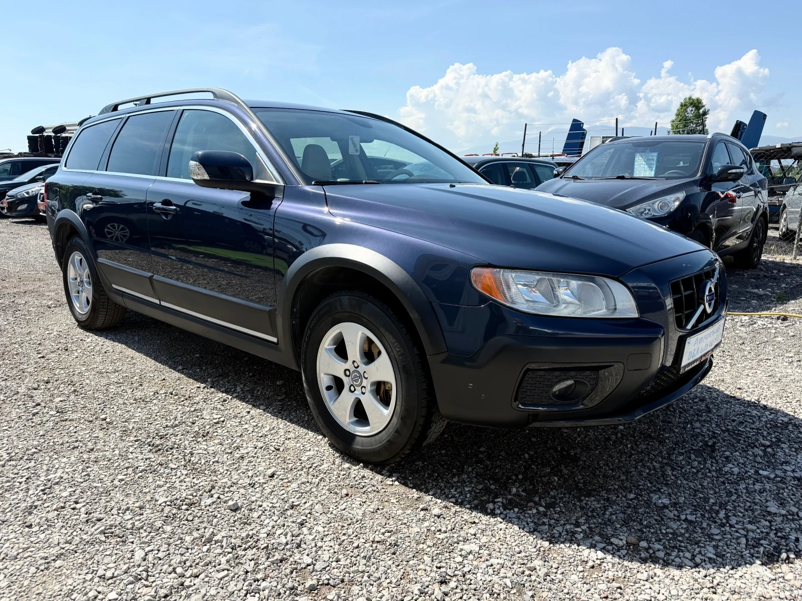 Volvo Xc70 2.4D5    4x4. Швейцария, снимка 3 - Автомобили и джипове - 54848625