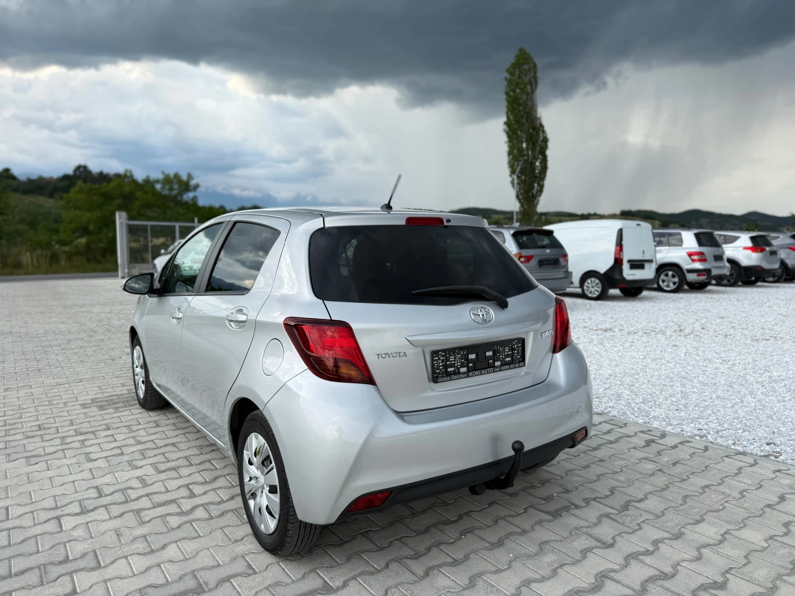 Toyota Yaris 1.3 VVTI NAVI CAMERA, снимка 4 - Автомобили и джипове - 54875646