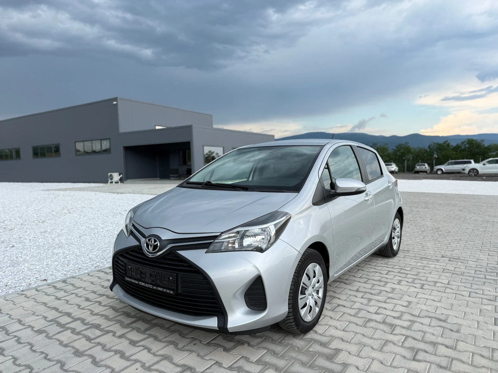 Toyota Yaris 1.3 VVTI NAVI CAMERA