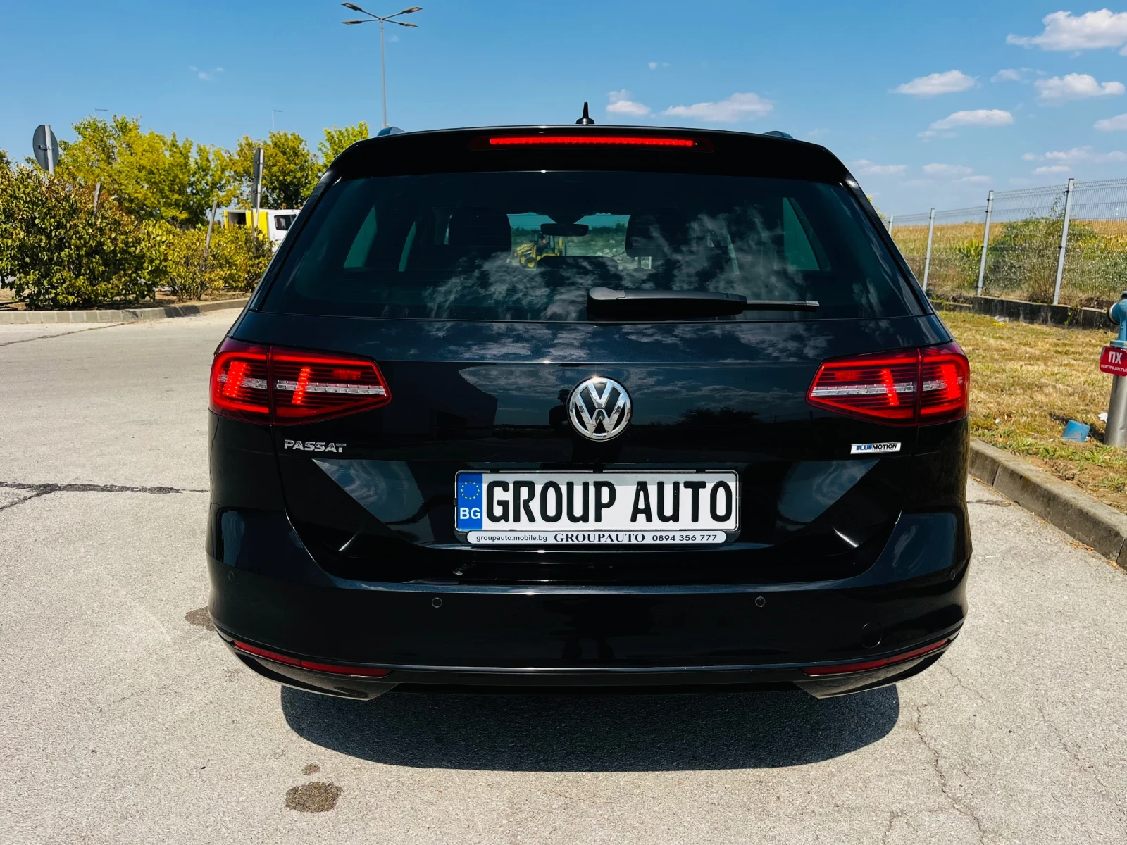 VW Passat 2, 0TDI-DSG/LED/DIGITAL/GARPLAY/КАМЕРА/ПОДГРЕВ/ТОП, снимка 5 - Автомобили и джипове - 55629920