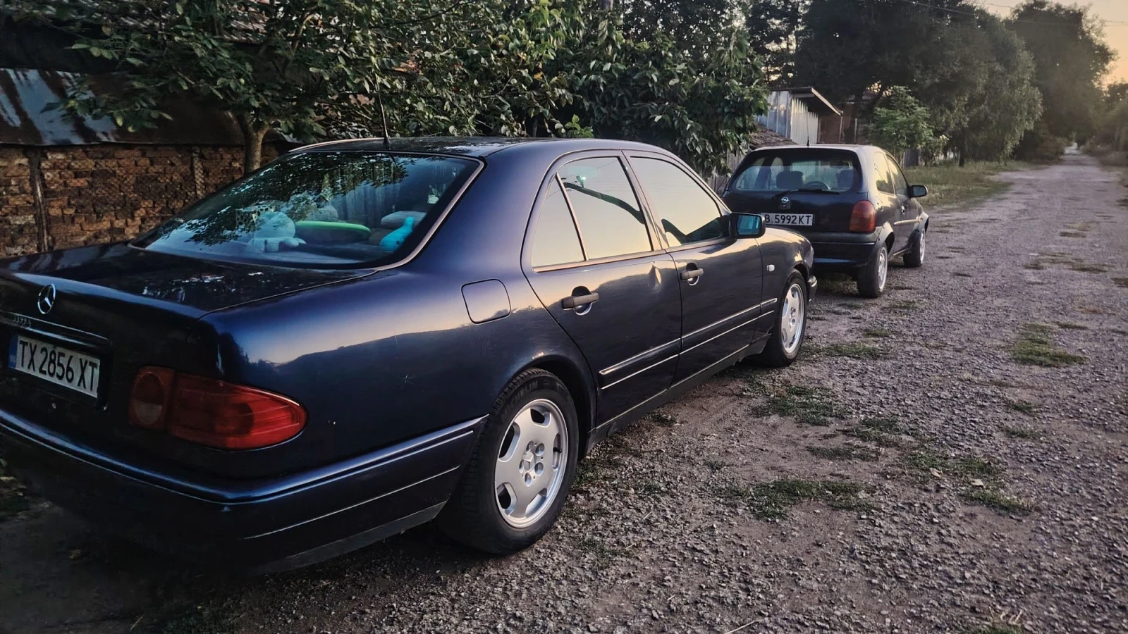 Mercedes-Benz E 290 TurboDiesel , снимка 3 - Автомобили и джипове - 55695226