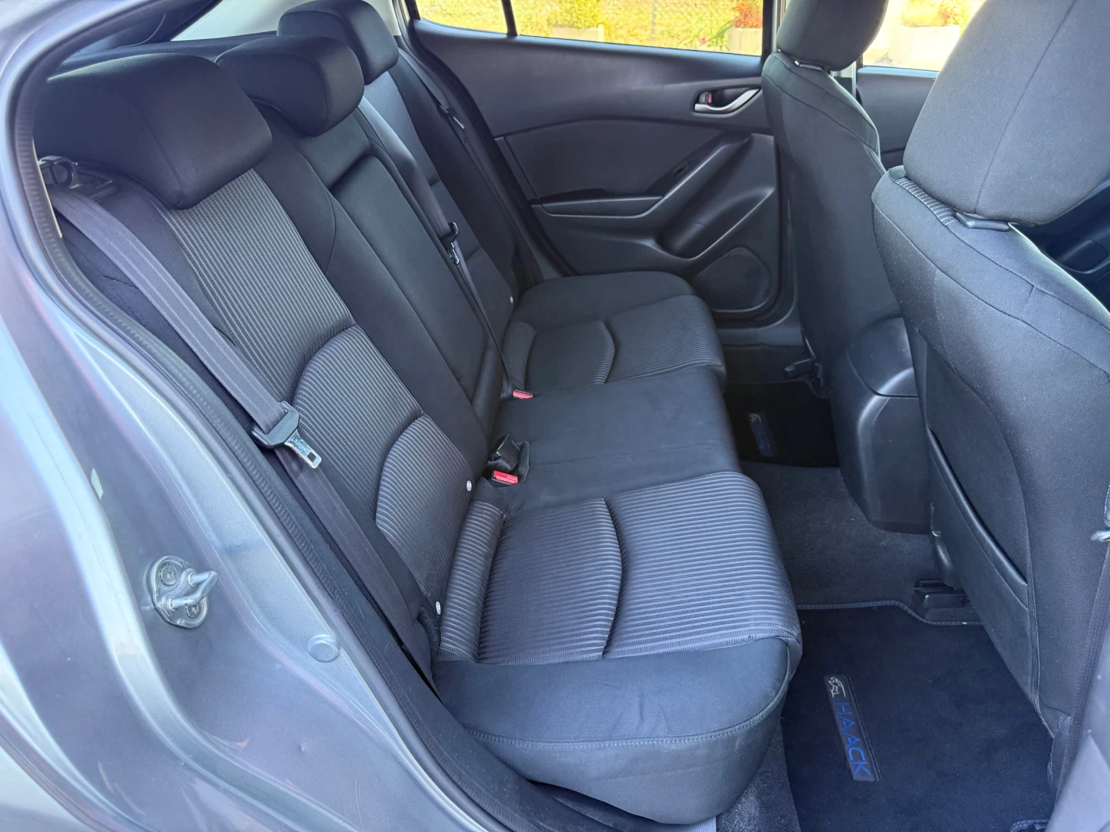Mazda 3 2.0i 165к.с SKYACTIV / SPORT / NAVI / KEYLESS, снимка 13 - Автомобили и джипове - 55963536