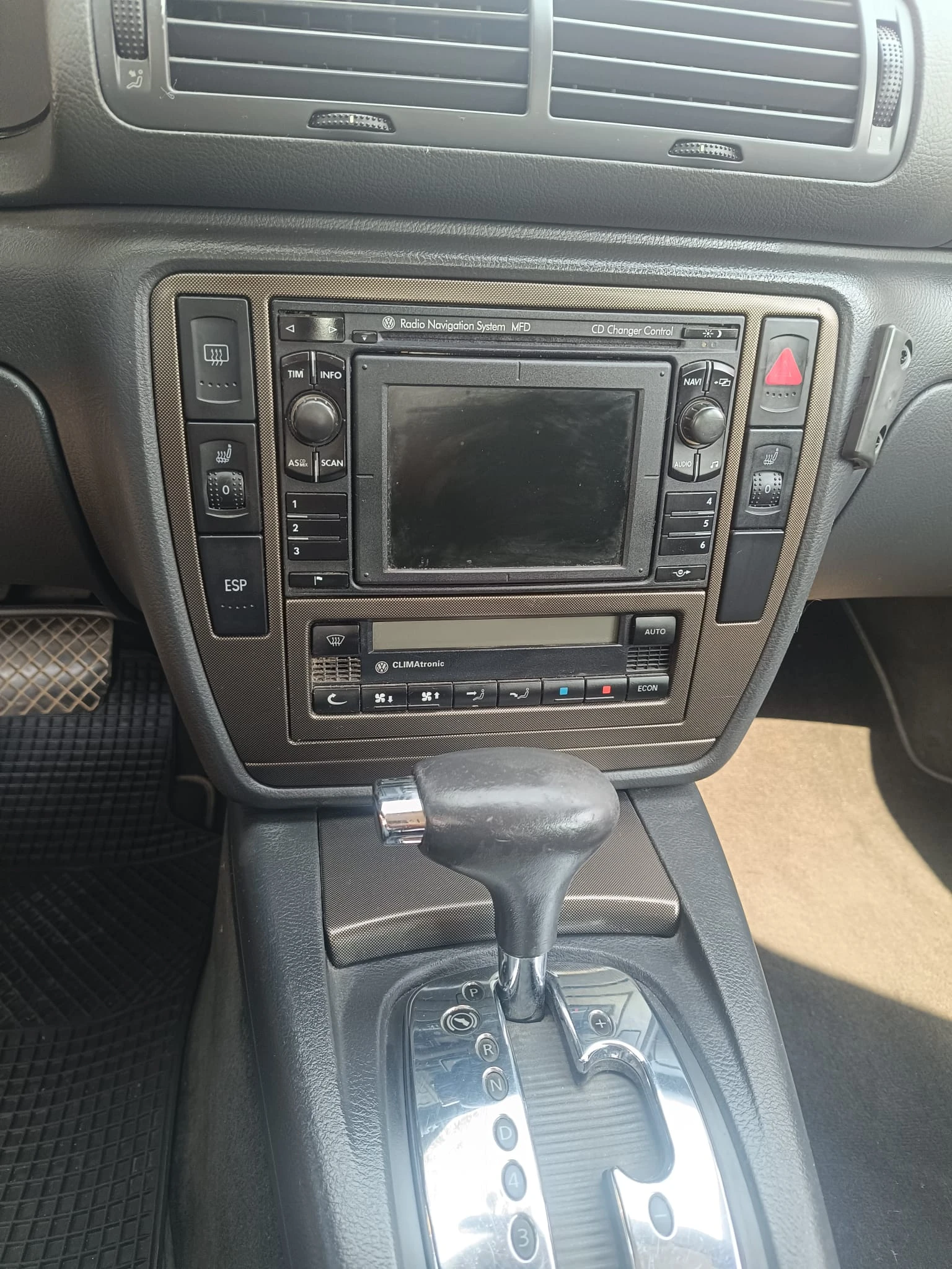 VW Passat 5.5, снимка 8 - Автомобили и джипове - 56150276