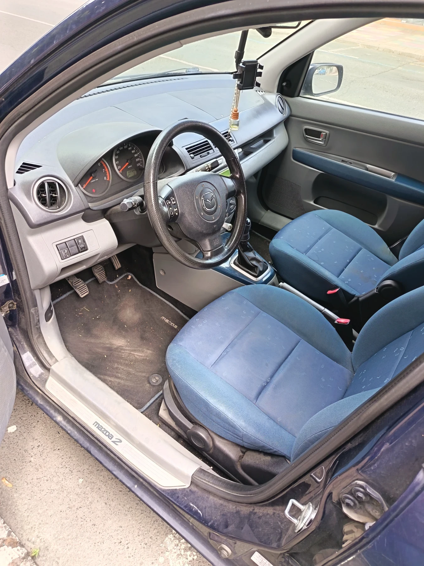 Mazda 2 1.3  бензин/газ, снимка 10 - Автомобили и джипове - 56242470