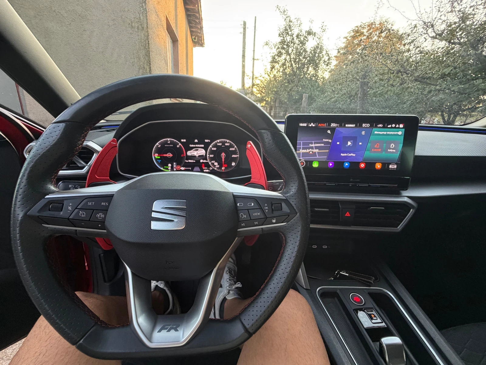 Seat Leon, снимка 16 - Автомобили и джипове - 56563652