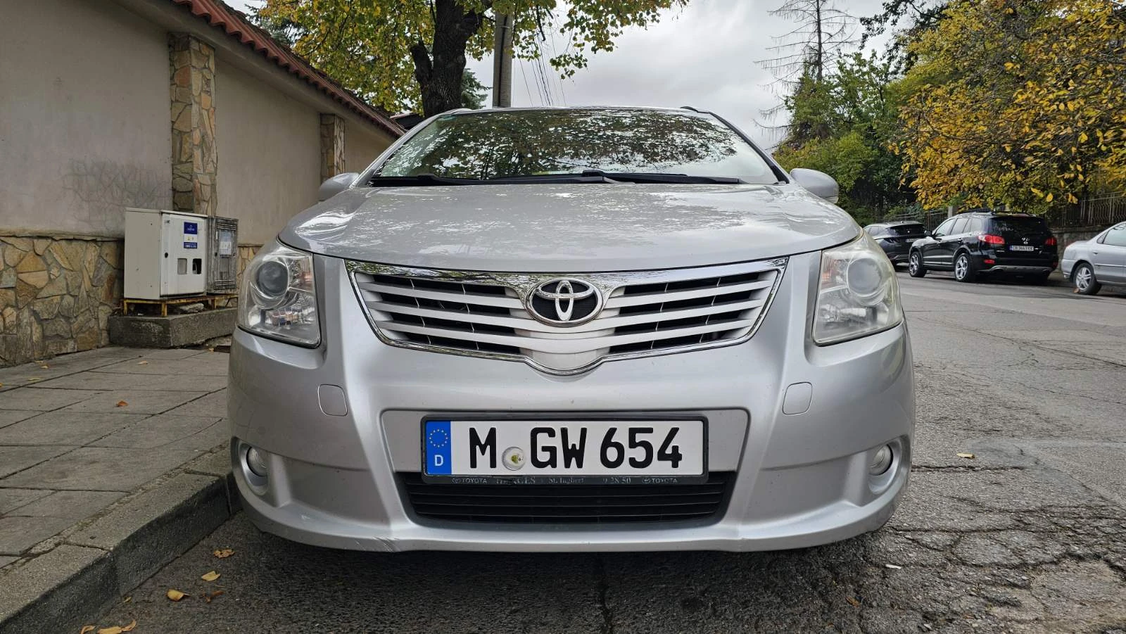 Toyota Avensis 1.8, снимка 7 - Автомобили и джипове - 56751035
