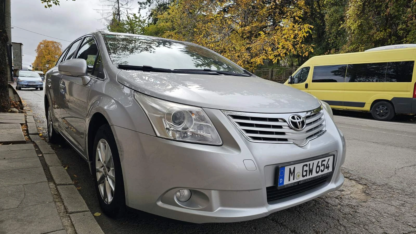 Toyota Avensis 1.8, снимка 6 - Автомобили и джипове - 56751035