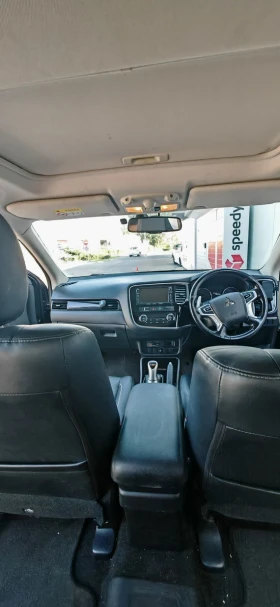 Mitsubishi Outlander 2.0 PHEV , снимка 10