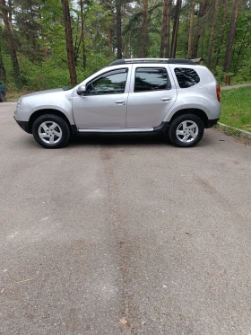 Обява за продажба на Dacia Duster 1, 6 Газ /Бензин 4x2 ~10 999 лв. - изображение 2