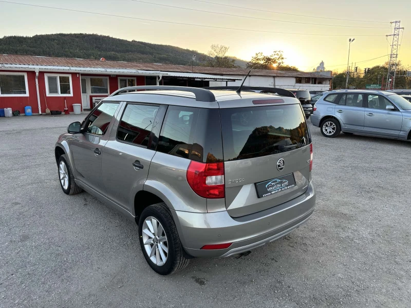 Skoda Yeti 1.6 TDI КАТО НОВА, снимка 5 - Автомобили и джипове - 47765697