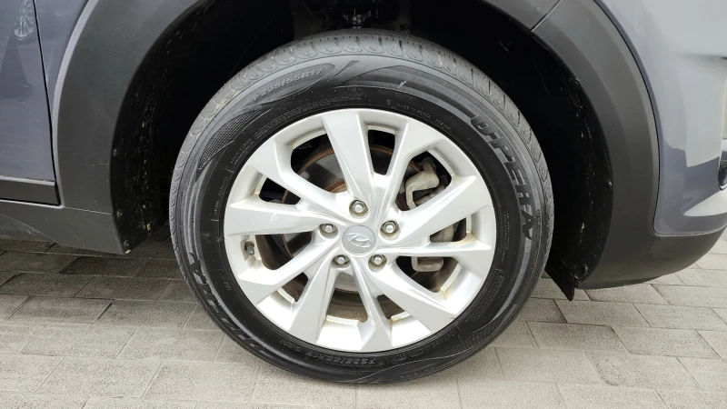 Hyundai Tucson 2.0CRDI/4x4/FACE/Пълна сервизна !!!, снимка 16 - Автомобили и джипове - 53431509