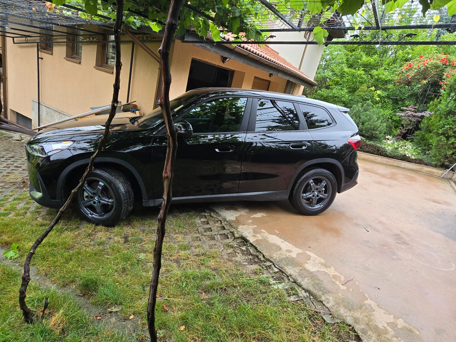 BMW X1 2.8i, XDRIVE/7980km/ПАНОРАМА/ГАРАНЦИЯ! - изображение 4