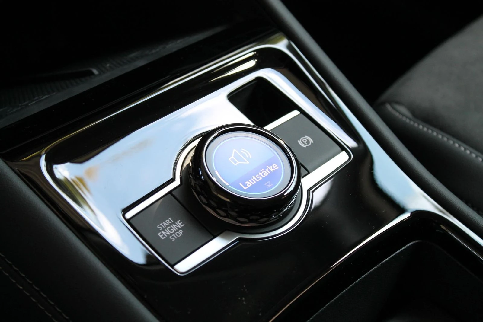 VW Tiguan * FACELIFT* PLUG-IN* 4MOTION* NAVI* 360CAM* MATRIX | Mobile.bg   12