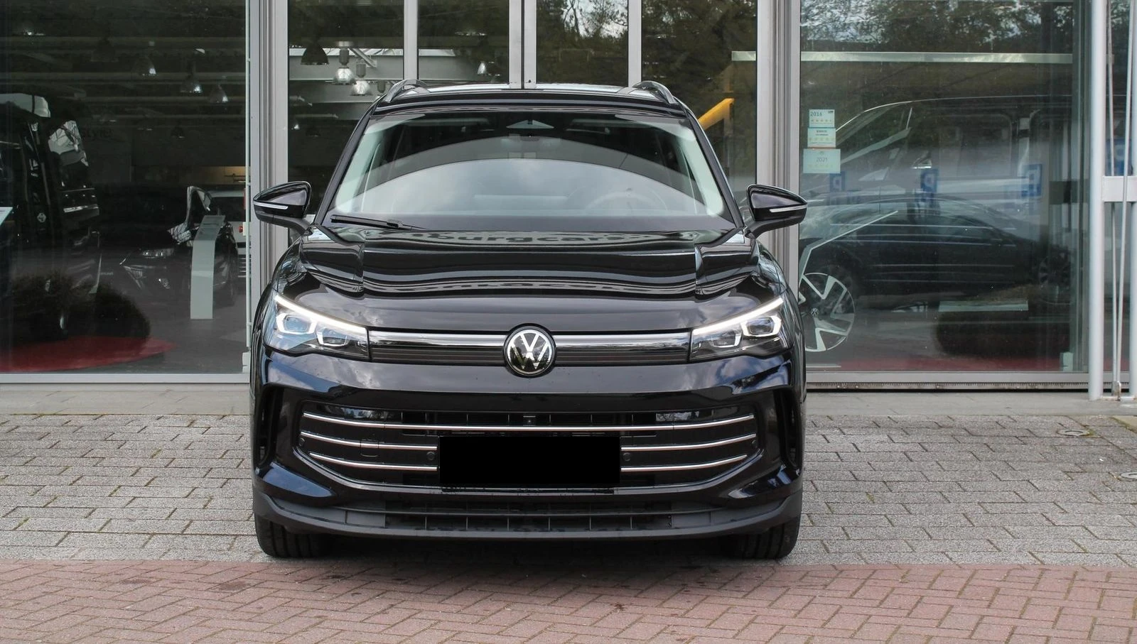 VW Tiguan * FACELIFT* PLUG-IN* 4MOTION* NAVI* 360CAM* MATRIX - изображение 2