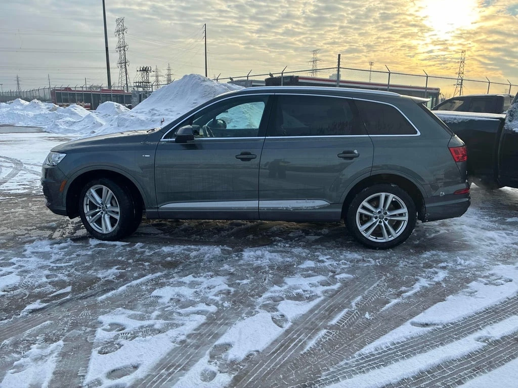 Audi Q7 2017 3.0T Technik* CARFAX * БЕЗ ПЪРВОНАЧАЛНА ВНОСК - изображение 3