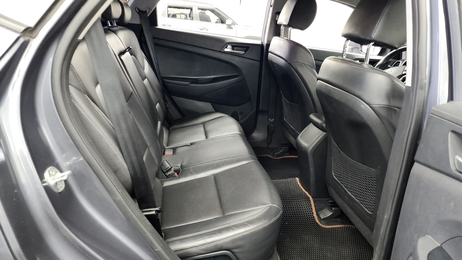 Hyundai Tucson 2.0CRDI/4x4/FACE/Пълна сервизна !!! - изображение 8