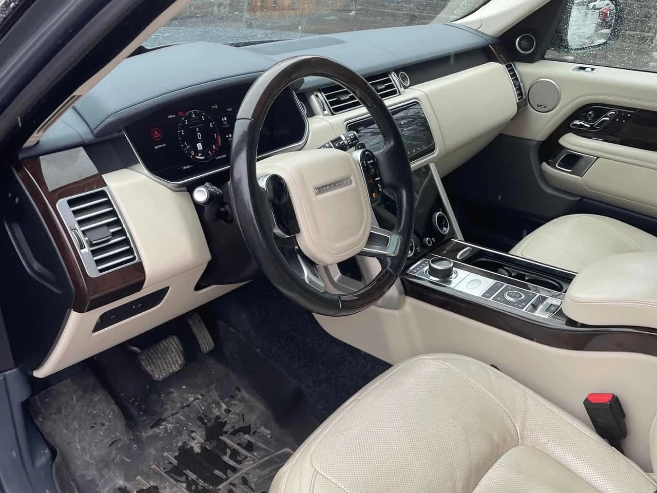 Land Rover Range rover * V8 Supercharged SWB * 2 КЛЮЧА* ПОДГРЕВ* KEYLESS*, снимка 5 - Автомобили и джипове - 53803543