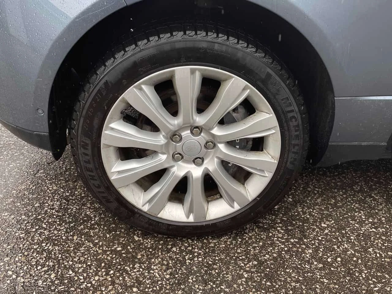 Land Rover Range rover * V8 Supercharged SWB * 2 КЛЮЧА* ПОДГРЕВ* KEYLESS*, снимка 7 - Автомобили и джипове - 53803543