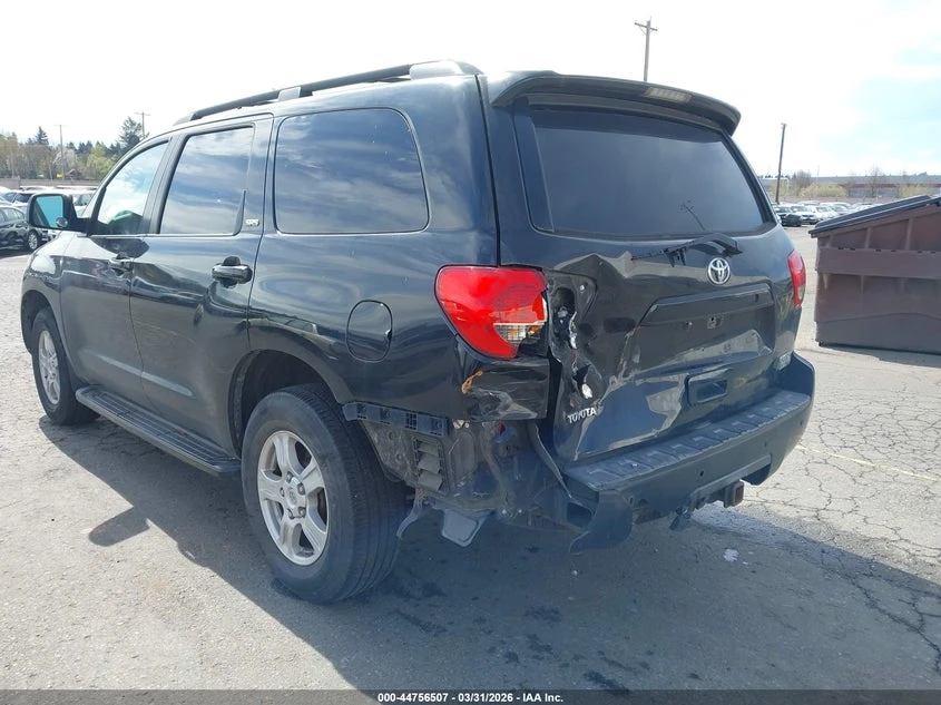 Toyota Sequoia Sr5 5.7L V8, снимка 6 - Автомобили и джипове - 54248852