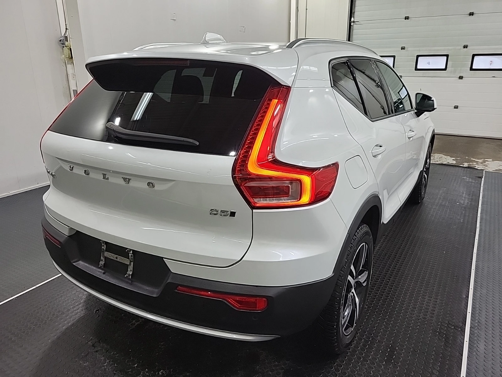 Volvo XC40 CORE * * CARFAX * * ���� ������ * *  | Mobile.bg � ����������� 3