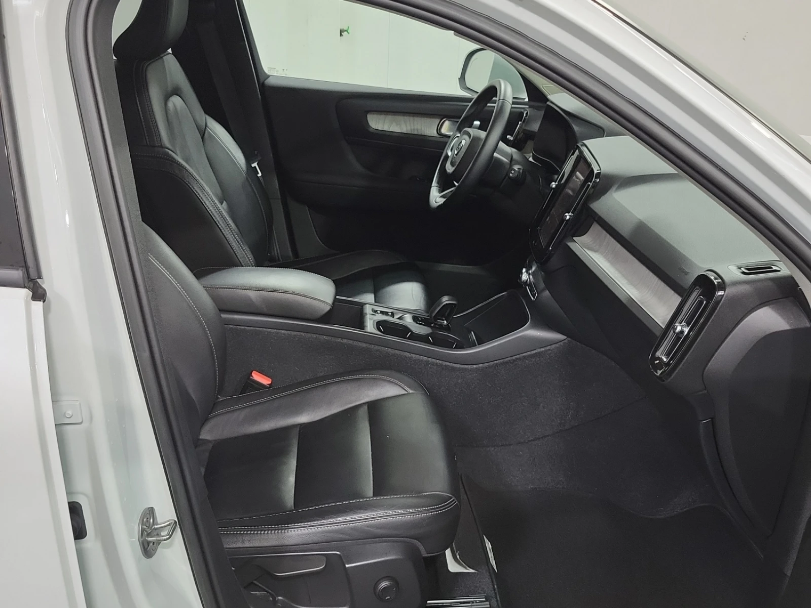 Volvo XC40 CORE * * CARFAX * * ���� ������ * *  | Mobile.bg � ����������� 11