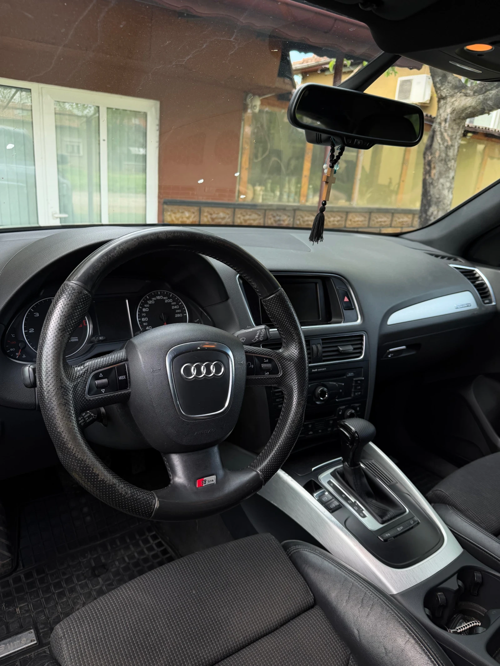 Audi Q5 2.0 TDI S-line, снимка 13 - Автомобили и джипове - 54356489