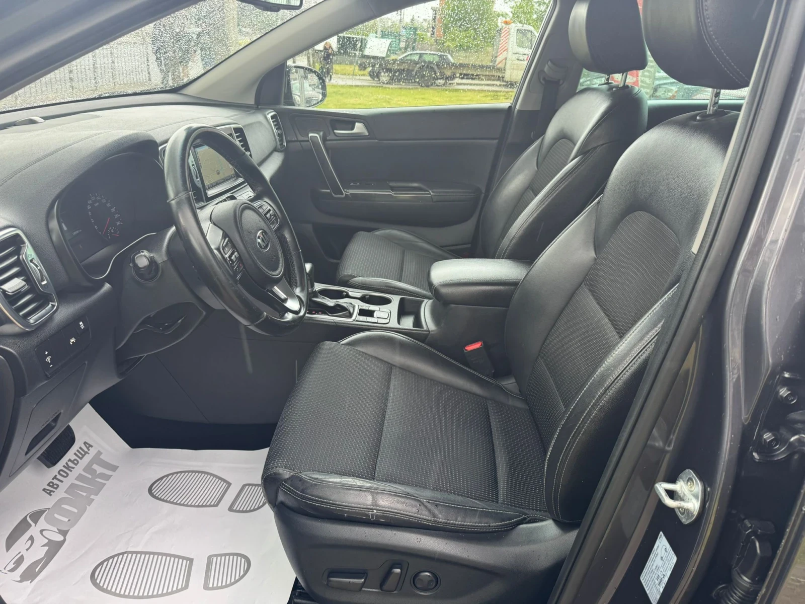 Kia Sportage 2.0CRDi/4x4/TOP, снимка 9 - Автомобили и джипове - 54477995