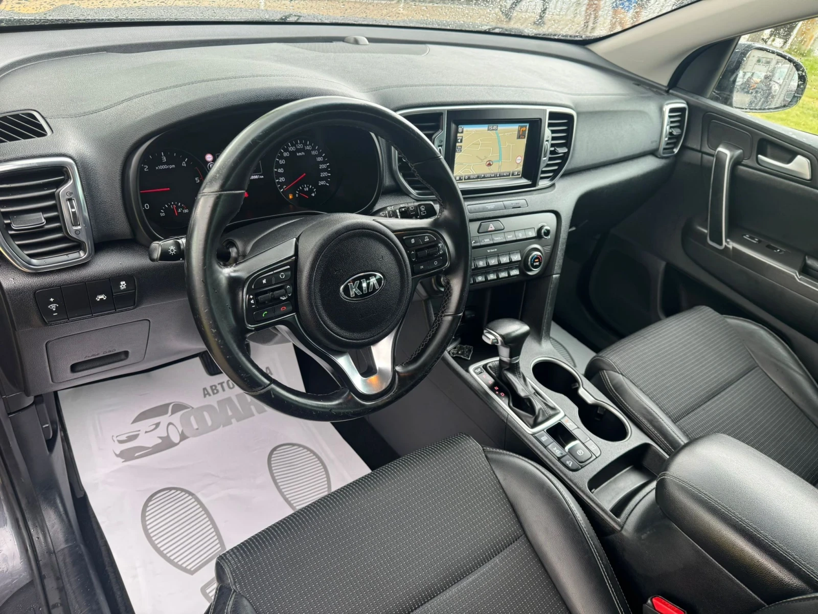 Kia Sportage 2.0CRDi/4x4/TOP, снимка 7 - Автомобили и джипове - 54477995