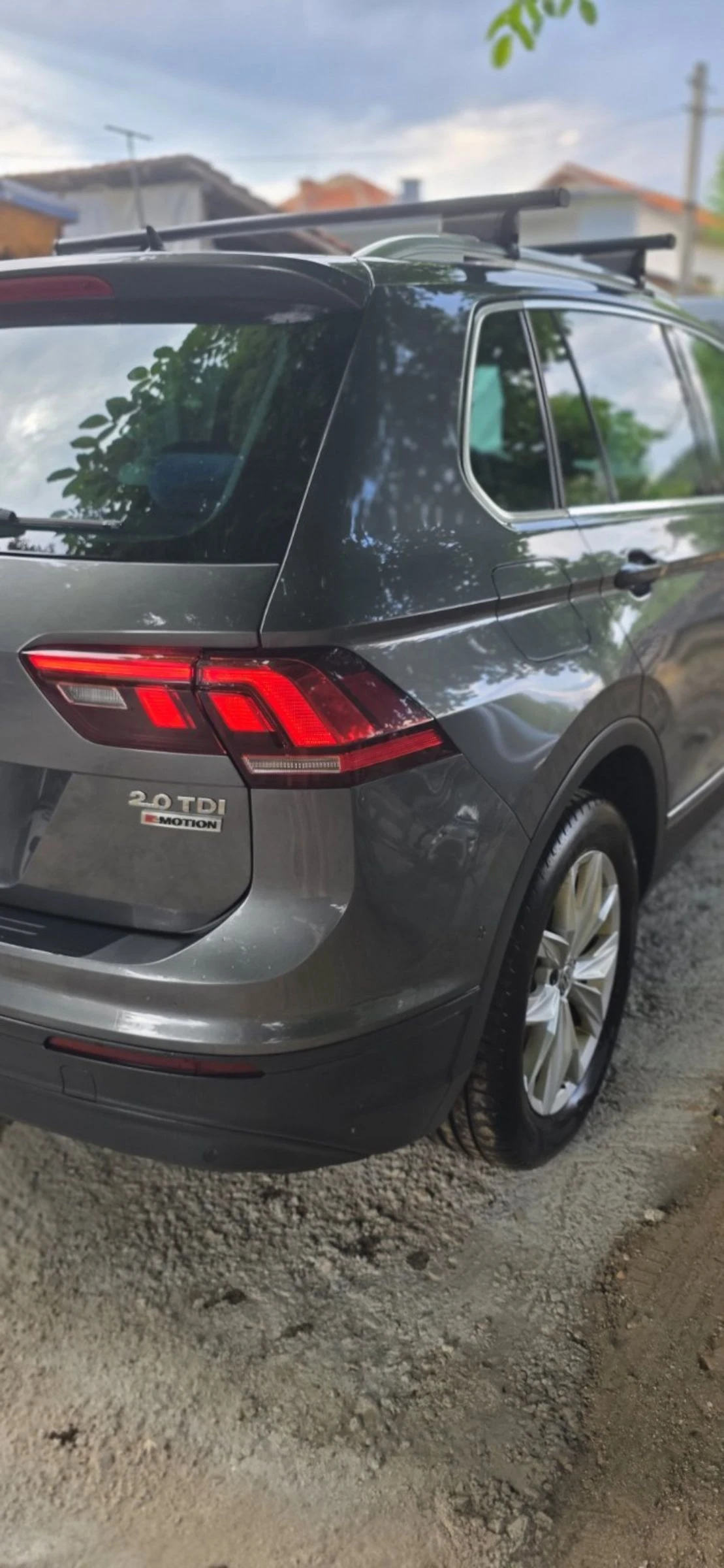 VW Tiguan, снимка 4 - Автомобили и джипове - 55535363