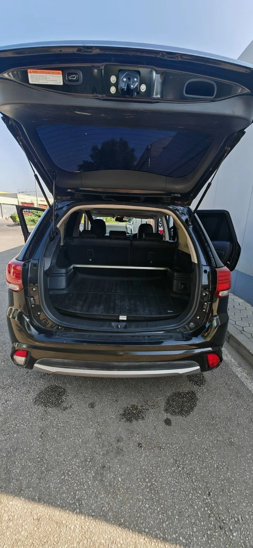 Mitsubishi Outlander 2.0 PHEV , снимка 15 - Автомобили и джипове - 55906861