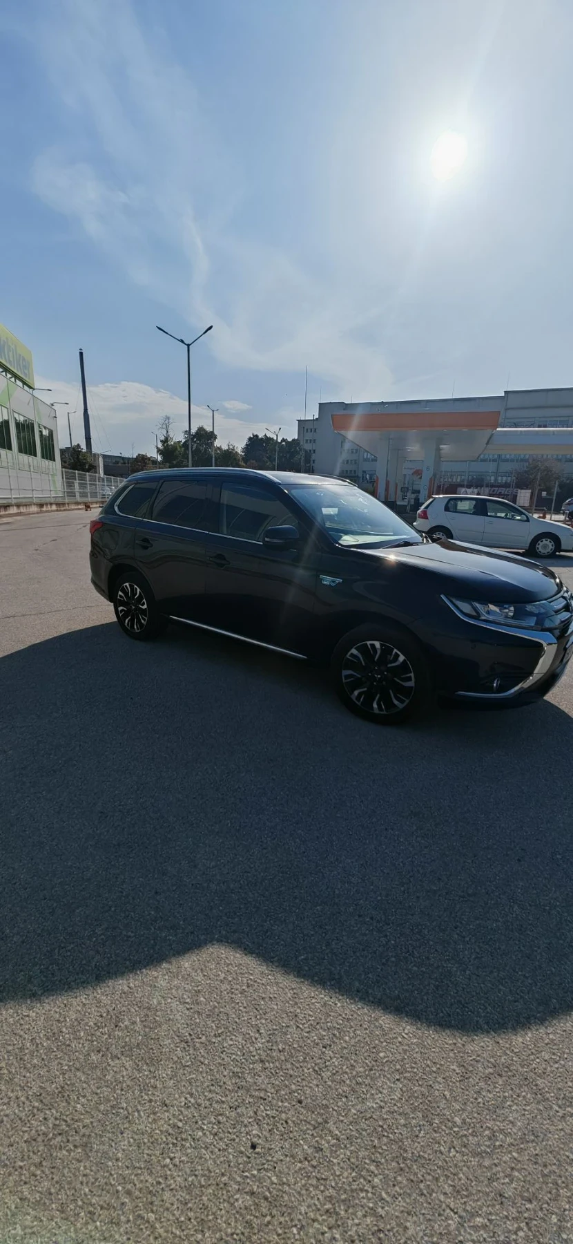 Mitsubishi Outlander 2.0 PHEV , снимка 2 - Автомобили и джипове - 55906861