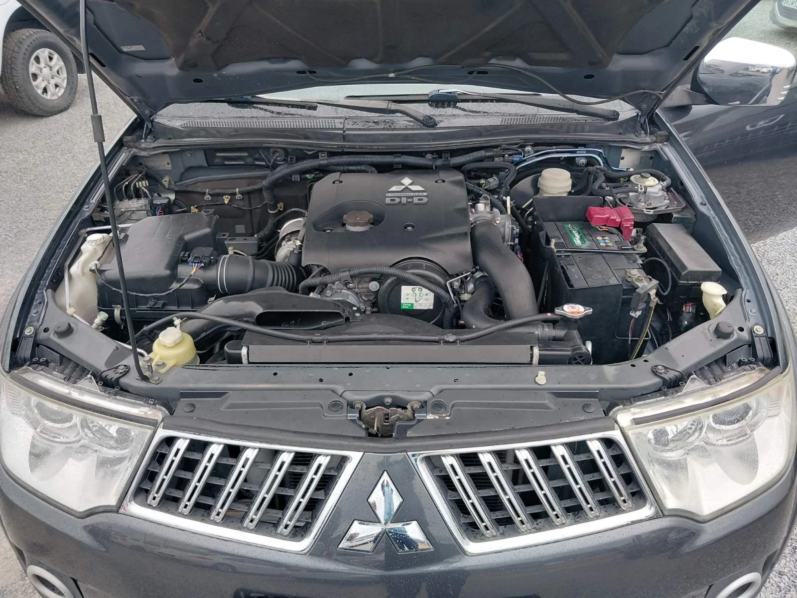 Mitsubishi L200 Нов внос - Италия, снимка 15 - Автомобили и джипове - 56224620