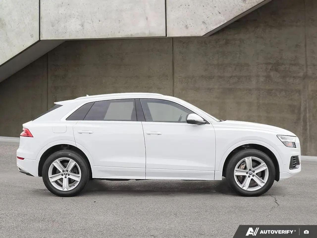 Audi Q8, снимка 6 - Автомобили и джипове - 56226989