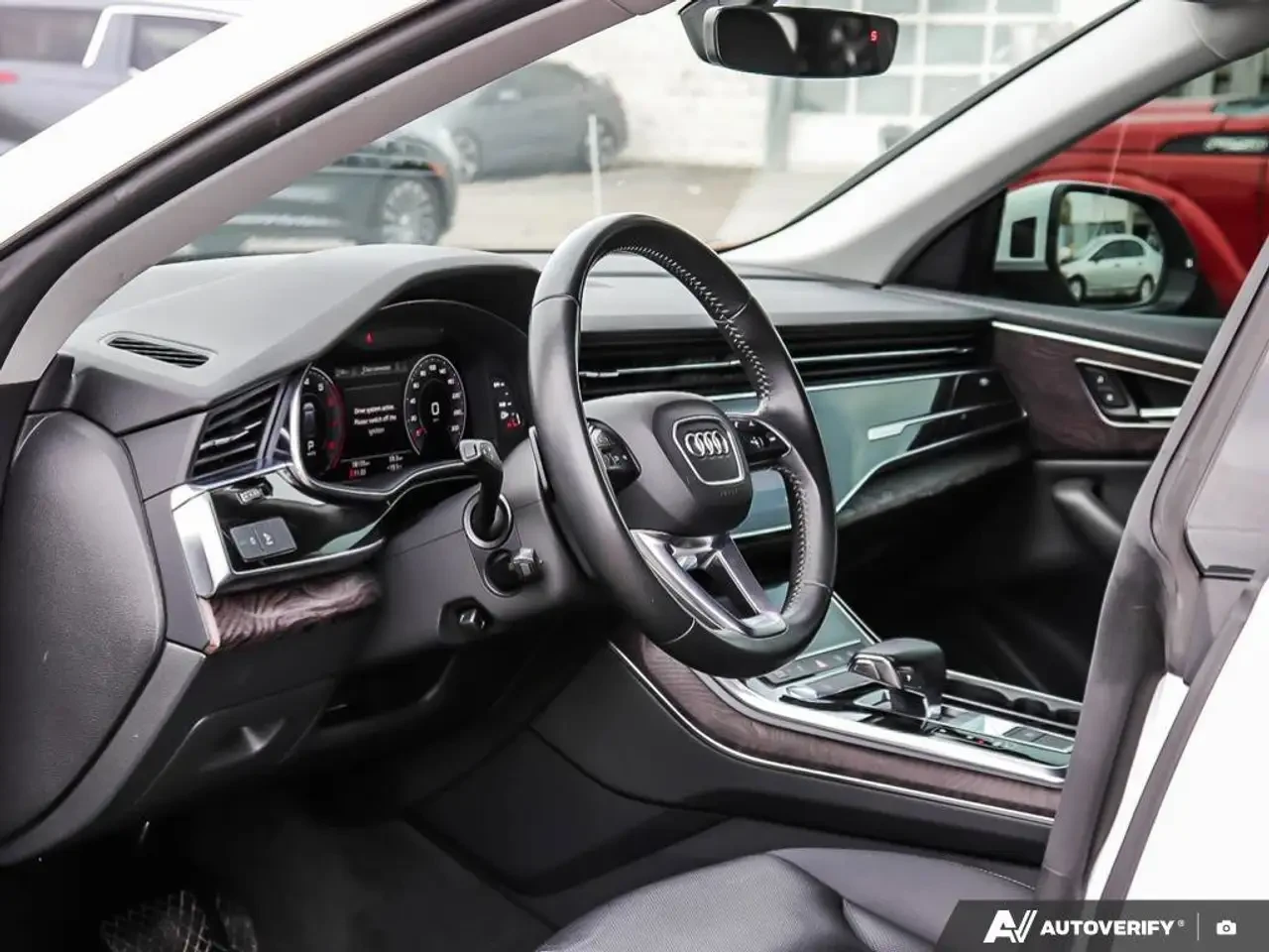 Audi Q8, снимка 15 - Автомобили и джипове - 56226989