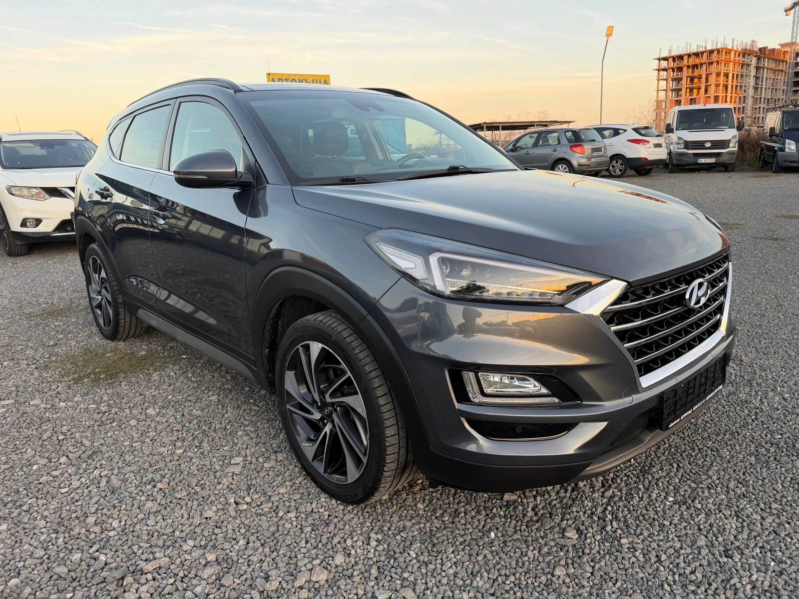 Hyundai Tucson 1.6CRDI АВТОМАТ 4x4 ОБДУХВАНЕ ПОДГРЕВ ПАНОРАМА ФУЛ