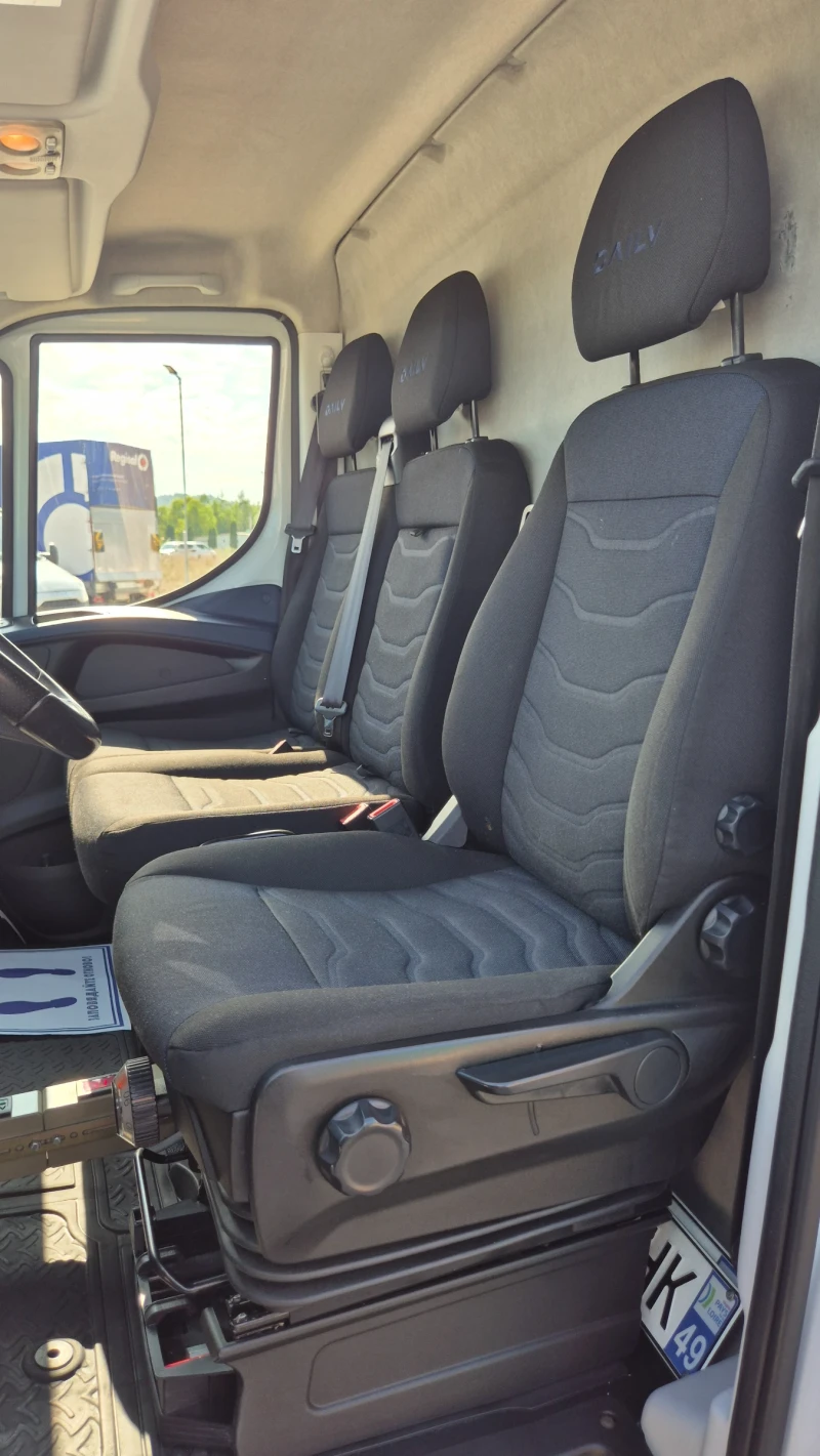 Iveco Daily 35c18* ХЛАДИЛЕН* КЛИМАТРОНИК* HI-MATIC* , снимка 9 - Бусове и автобуси - 50886353