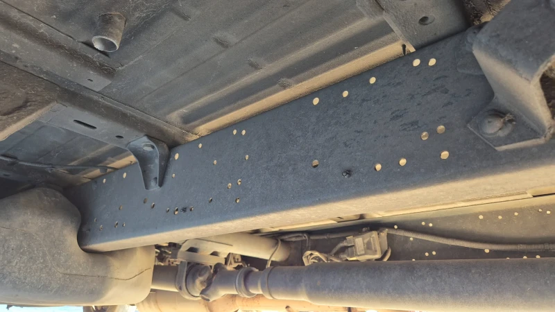 Iveco Daily 35c18* ХЛАДИЛЕН* КЛИМАТРОНИК* HI-MATIC* , снимка 14 - Бусове и автобуси - 50886353