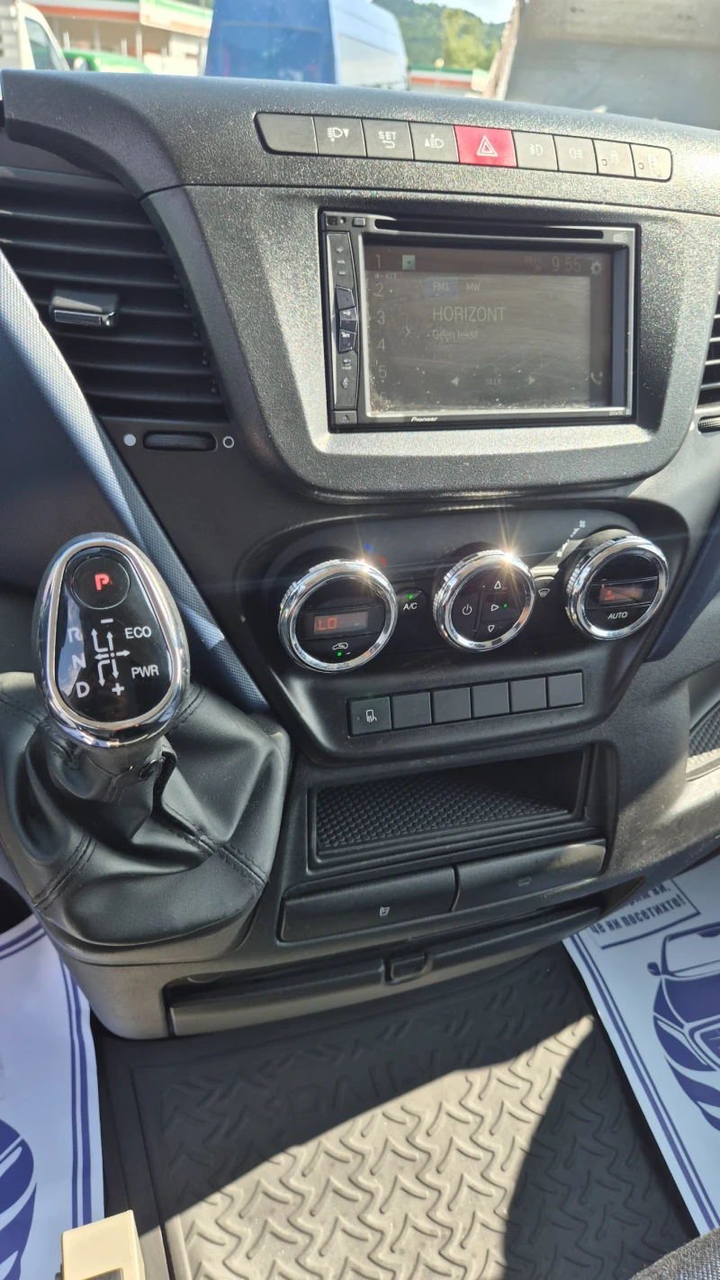 Iveco Daily 35c18* ХЛАДИЛЕН* КЛИМАТРОНИК* HI-MATIC* , снимка 12 - Бусове и автобуси - 50886353