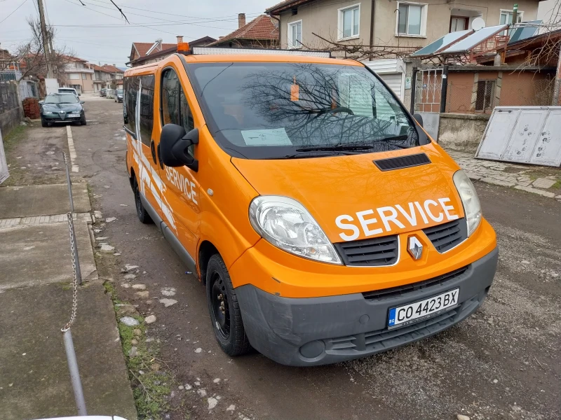 Renault Trafic, снимка 3 - Бусове и автобуси - 53506651