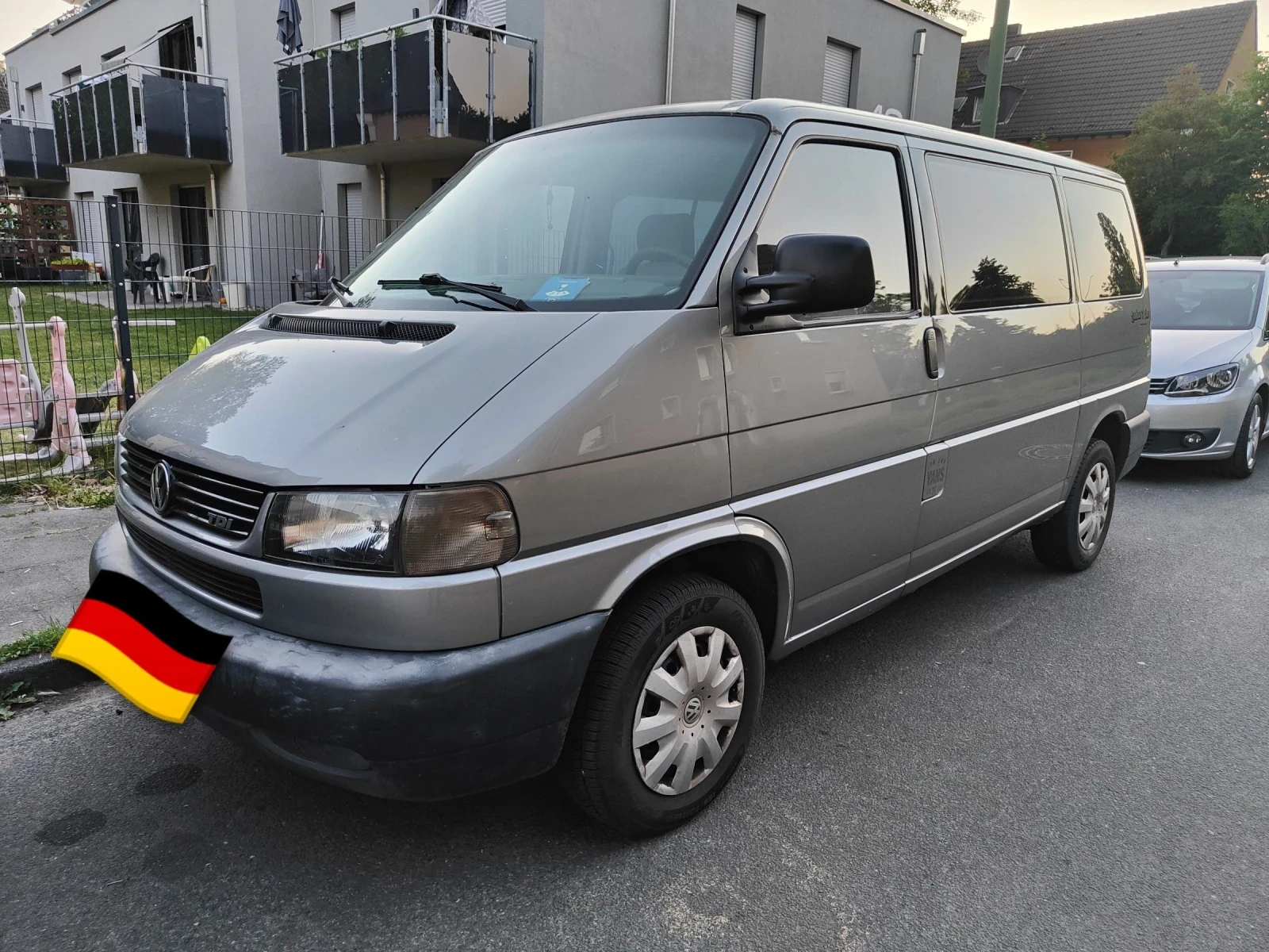 VW T4 2.5TD? 102ps нов мотор , снимка 2 - Бусове и автобуси - 54806851