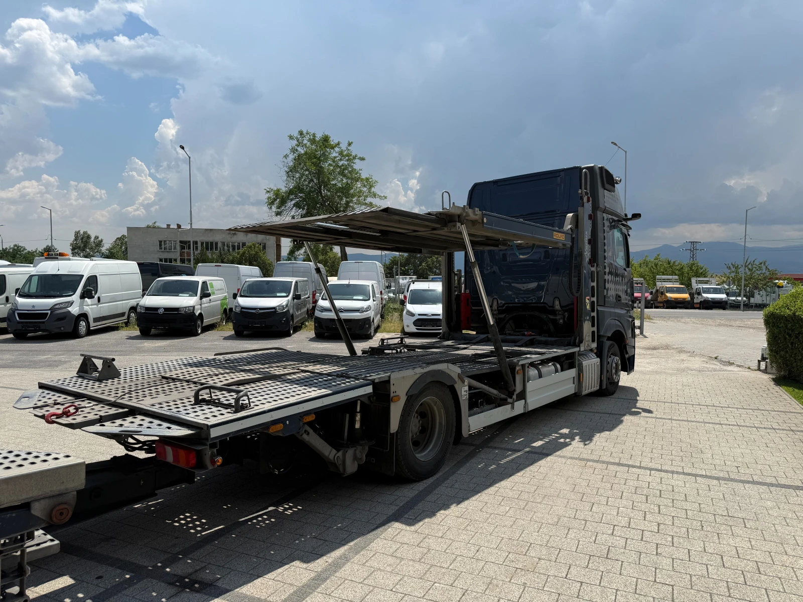 Mercedes-Benz Actros 1843 Euro 6 NewModel Автовоз GigaSpace , снимка 4 - Камиони - 55121021