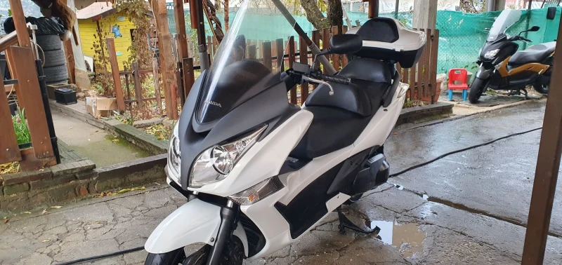 Honda Silver Wing Уникат много запазен 400кб., снимка 1 - Мотоциклети и мототехника - 47958510