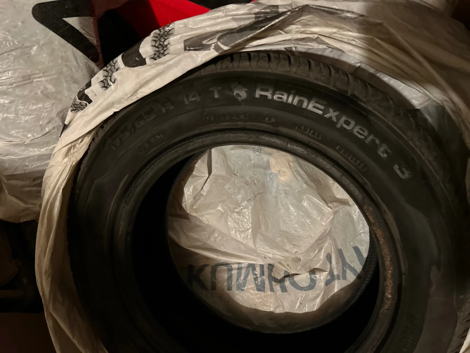 Гуми Летни 175/65R14, снимка 3 - Гуми и джанти - 54301580