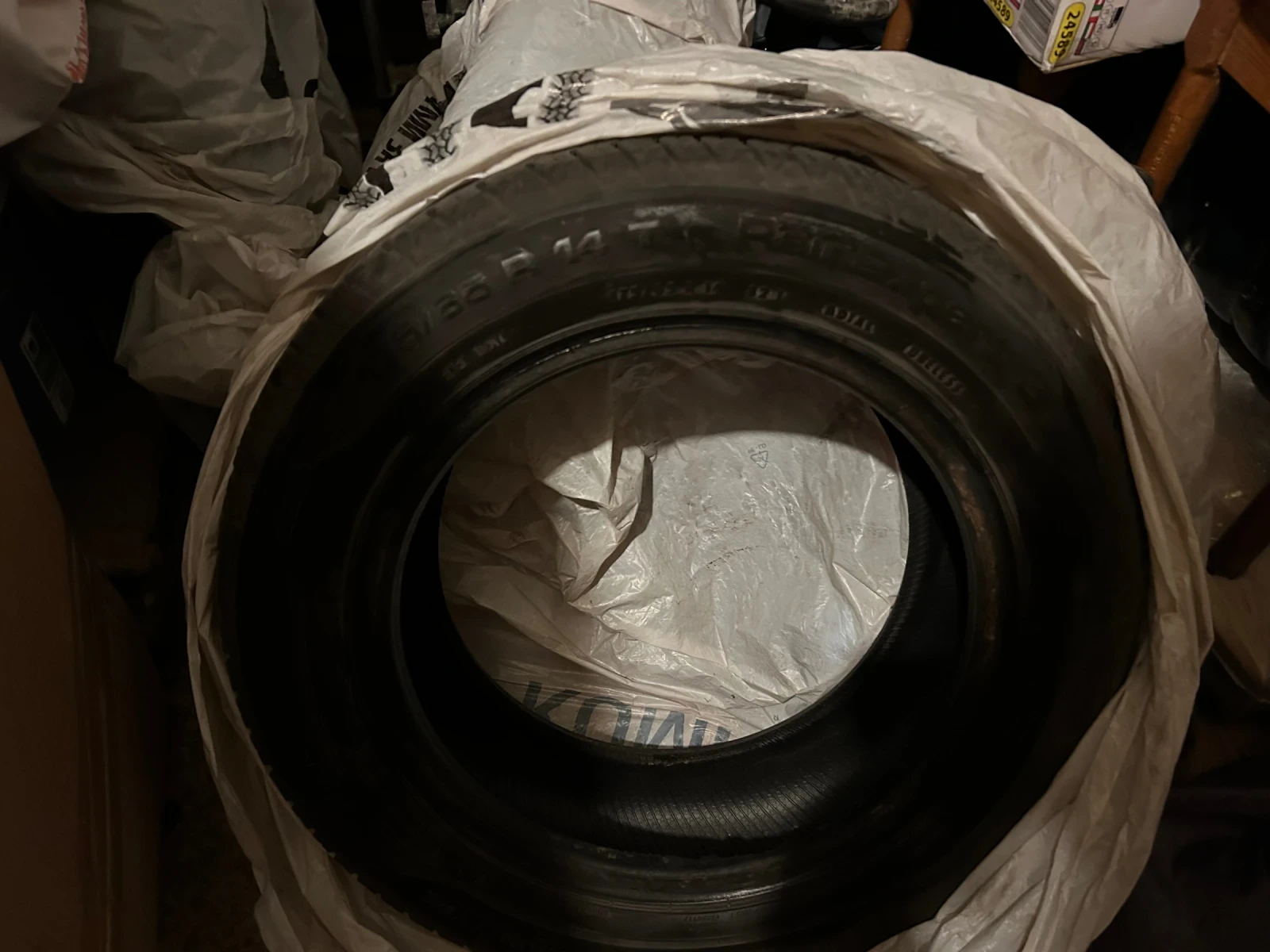 Гуми Летни 175/65R14, снимка 5 - Гуми и джанти - 54301580